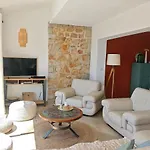 Madeleine, Panoramic Sea View Вилла Бандоль