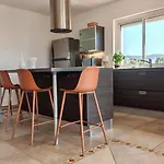 Madeleine, Panoramic Sea View Вилла Бандоль