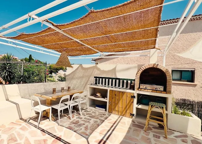 Madeleine, Panoramic Sea View Vila Bandol